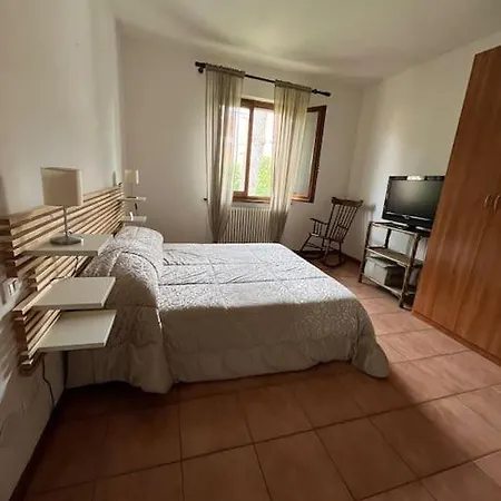 Casa Con Giardino A 500m Dal Mare Con Giardino E Area Bbq Vakantiehuis *