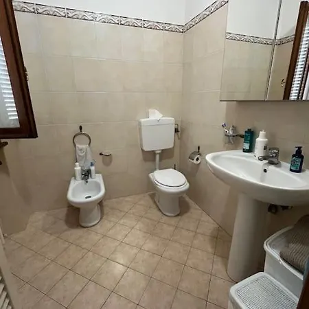 Casa Con Giardino A 500m Dal Mare Con Giardino E Area Bbq Vakantiehuis